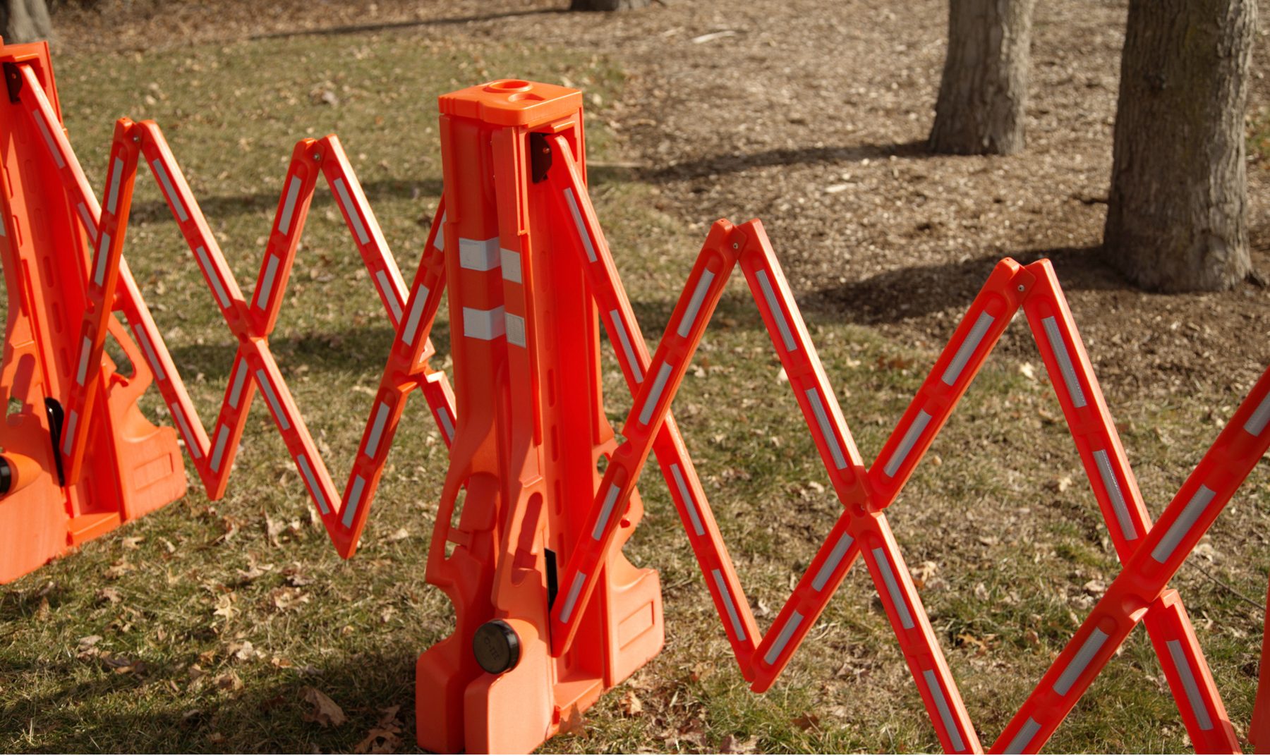 Multiple Multi-Gate barriers linked together in a park
