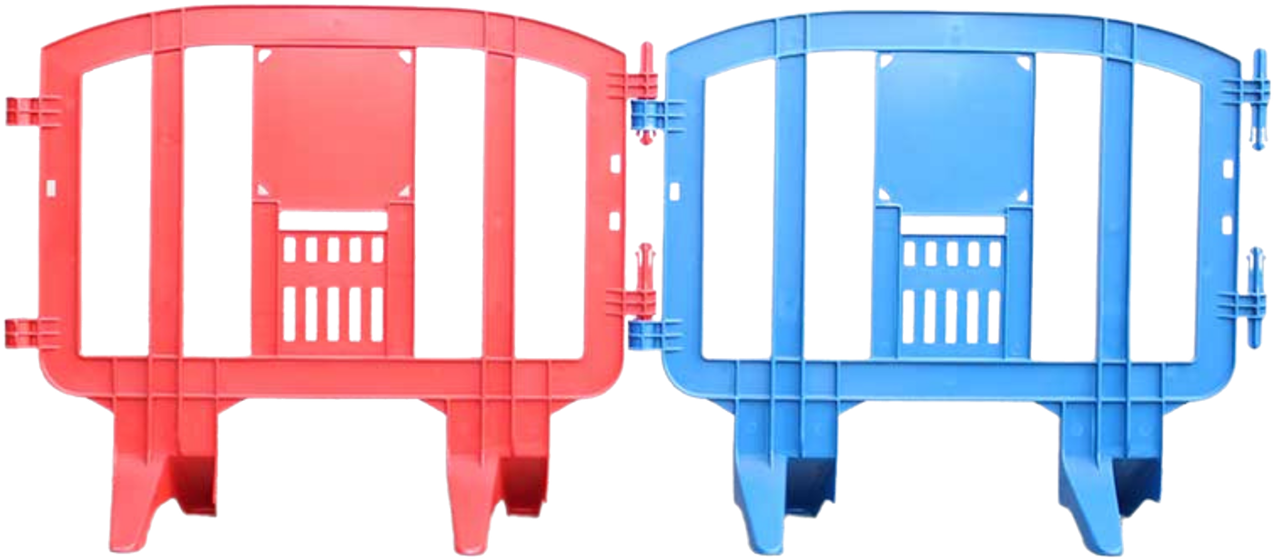 Red and blue Minit barricades interlocking